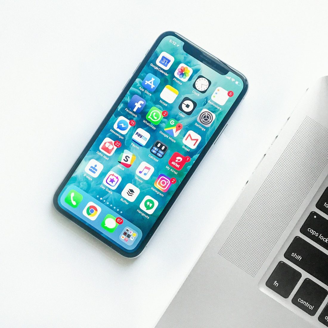 非凡体育 APP 赛程与赛事列表界面示意